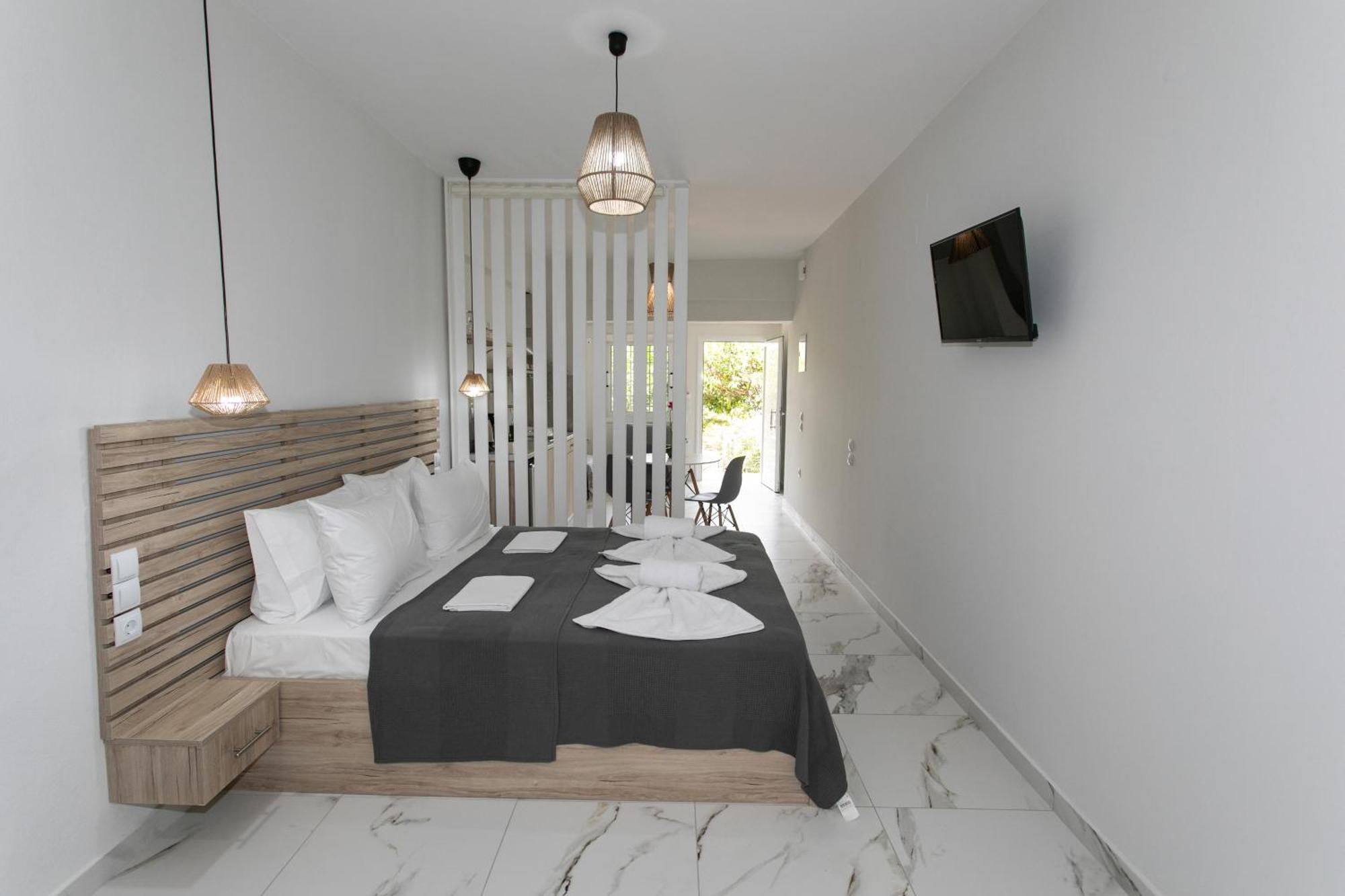 Ella Apartments Parga Bagian luar foto